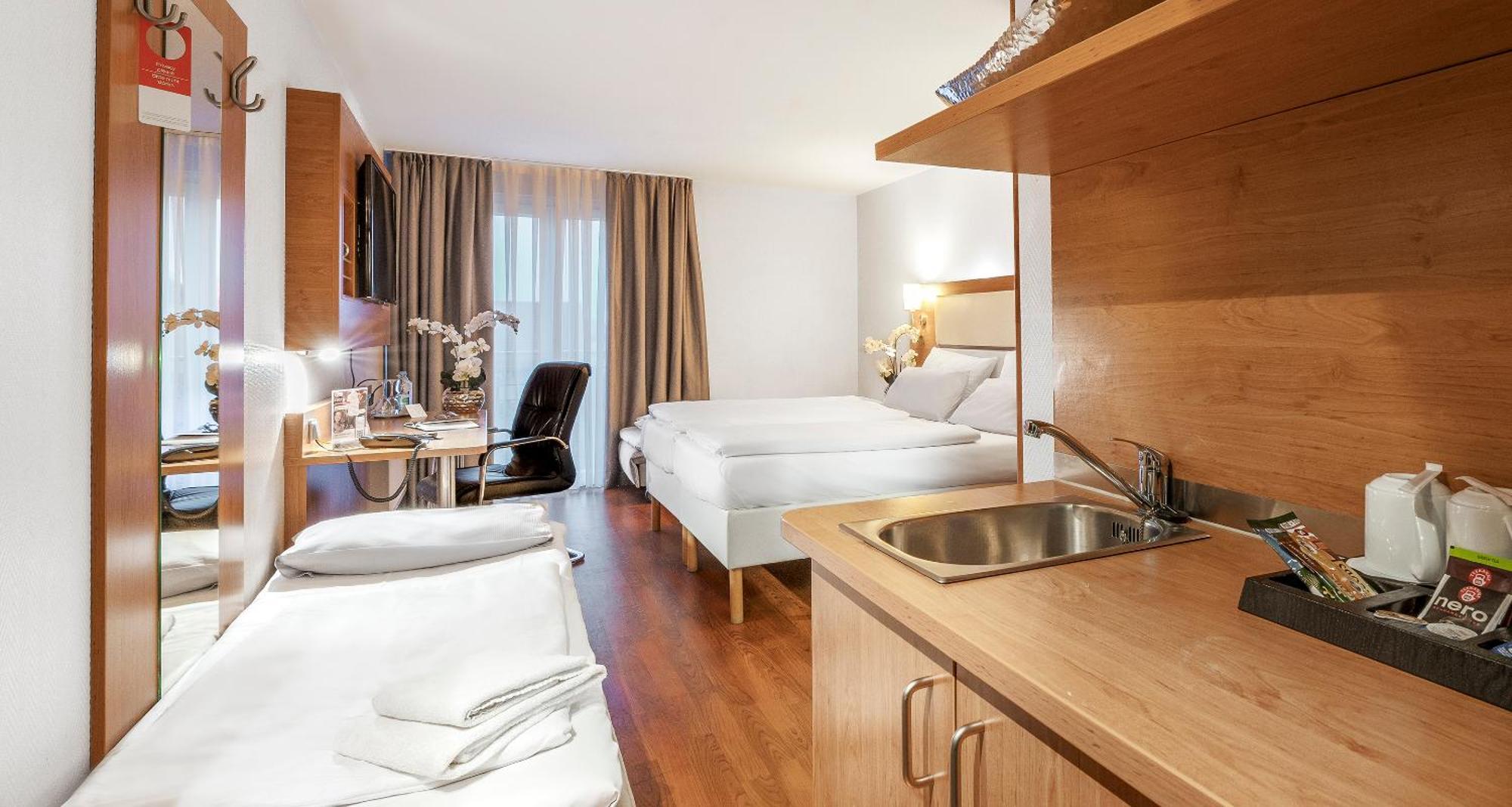Plaza Inn Heilbronn Bagian luar foto